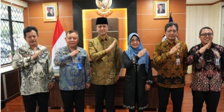 Transmigrasi Ciptakan Pusat Ekonomi Hilirisasi Komoditas Unggulan, Termasuk Kelapa