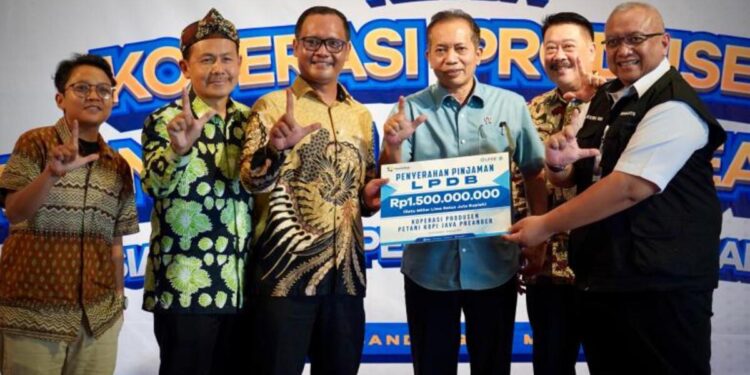 Wamenkop Dorong Koperasi Kopi Jadi Motor Ekonomi Desa
