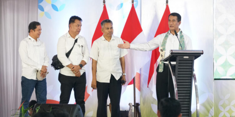 Pemerintah Berikan KUR Bunga Rendah untuk Petani Tebu