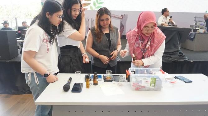 BRIN Ubah Hasil Riset Minyak Atsiri dan Kemenyan Jadi Siap Pakai