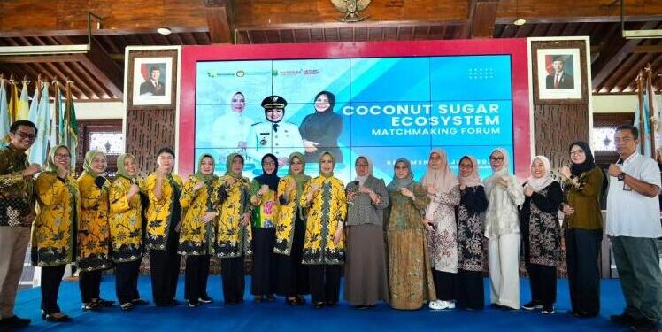 Kemenkop dan Dekranas Perkuat Ekosistem Gula Kelapa Kebumen