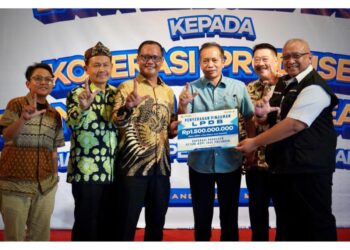 Wamenkop Dorong Koperasi Kopi Jadi Motor Ekonomi Desa