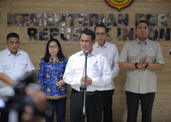Mentan Amran Sebut Mayoritas Perusahaan Sawit Sudah Naikkan Harga TBS Petani