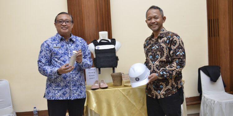 BPDP dan Majalah Sawit Indonesia Promosikan UKM Sawit kepada Gen Z Karawang