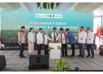 Menkop Resmikan Pabrik Sawit Milik Koperasi